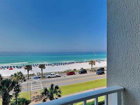 Condo, Multiple Beds, Balcony, Ocean View (Majestic Sun #412A - No Pets Allowed) | Property grounds