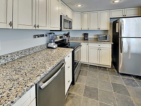 Condo, Multiple Beds, Balcony (#G16 - No Pets Allowed) | Private kitchen | Fridge, microwave, oven, stovetop