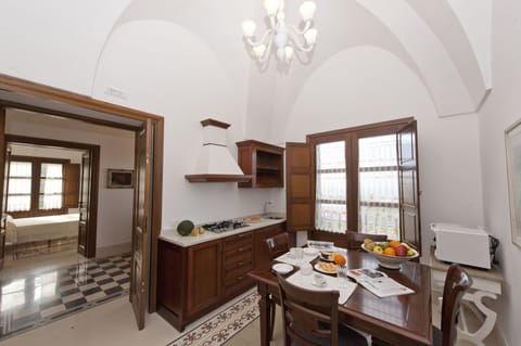 Luxury Suite (with Jacuzzi) | Private kitchen | Fridge, microwave, stovetop, coffee/tea maker