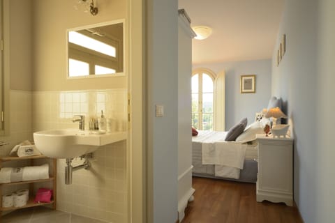 Family Condo, Terrace, Mountain View | Premium bedding, in-room safe, individually furnished, blackout drapes