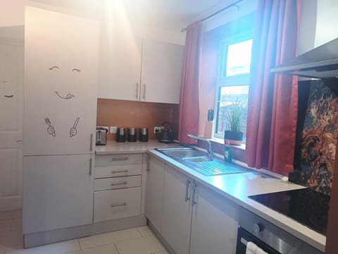 Apartment | Private kitchen | Fridge, microwave, oven, stovetop