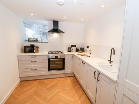 Fridge, dishwasher, electric kettle, toaster