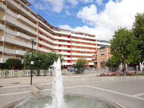 Apartment, 3 Bedrooms, Balcony | Exterior