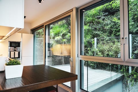 Apartment, 2 Bedrooms, Accessible, Balcony | Interior