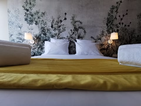 Deluxe Double or Twin Room | Premium bedding, down comforters, memory foam beds, free minibar items