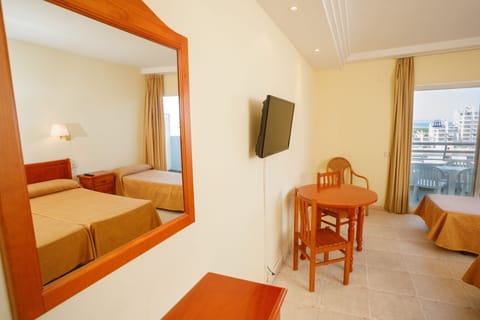 Family Studio, Terrace | In-room safe, blackout drapes, free WiFi, bed sheets