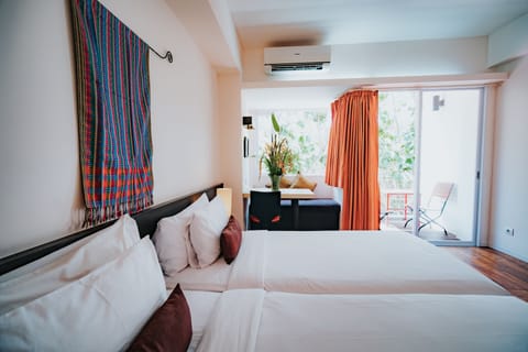 Deluxe Double or Twin Room | Premium bedding, pillowtop beds, desk, laptop workspace