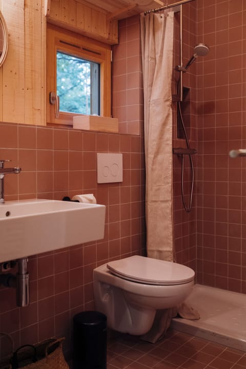 Shower, eco-friendly toiletries, hair dryer, soap