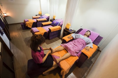 Deep-tissue massages