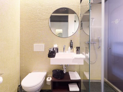 Superior Triple Room, 1 Queen Bed with Sofa bed | Premium bedding, in-room safe, blackout drapes, soundproofing