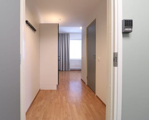 Standard Studio, 2 Twin Beds | Premium bedding, individually decorated, desk, free WiFi