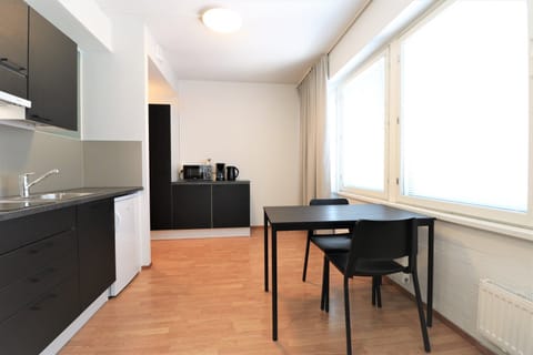 Standard Studio, 2 Twin Beds | Private kitchen | Fridge, microwave, coffee/tea maker, electric kettle