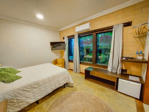 Standard Room | Minibar, free WiFi, bed sheets