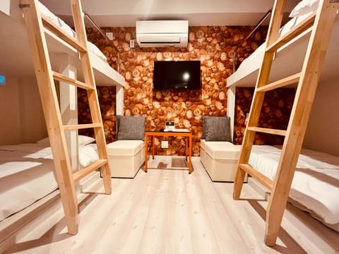 Comfort Quadruple Room | Individually decorated, individually furnished, free WiFi, bed sheets