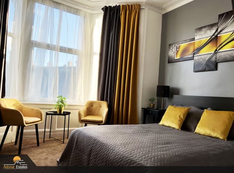Deluxe Apartment, Private Bathroom | 1 bedroom