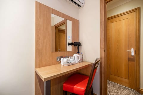 In-room safe, desk, iron/ironing board, free WiFi