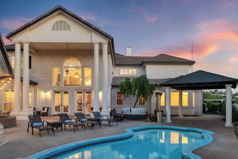 House (Multiple Bedrooms) | Interior