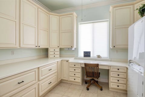 House (Multiple Bedrooms) | Interior