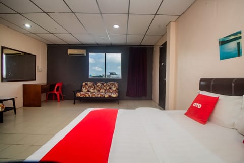 Deluxe Double Room | Free WiFi, bed sheets