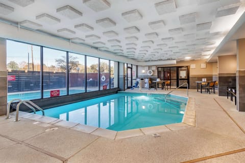 Indoor pool, outdoor pool