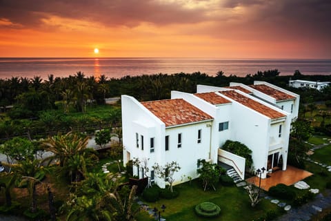 Beach/ocean view