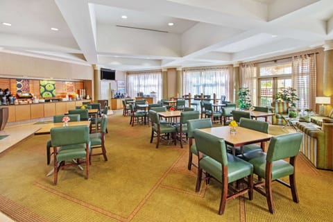 Free daily on-the-go breakfast