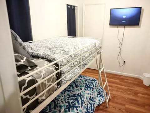 Shared Dormitory, 1 Bedroom, Smoking, Patio | 1 bedroom