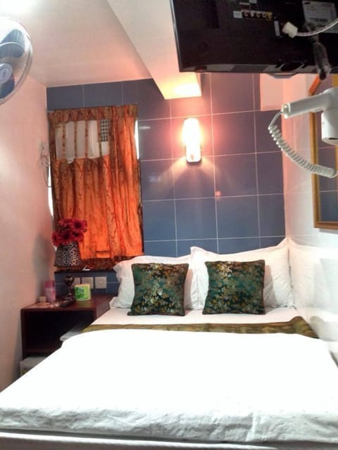 Double Room | Free WiFi, wheelchair access