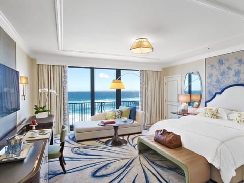 Atlantic Guest Room Oceanfront, 1 King Bed | Hypo-allergenic bedding, down comforters, minibar, in-room safe