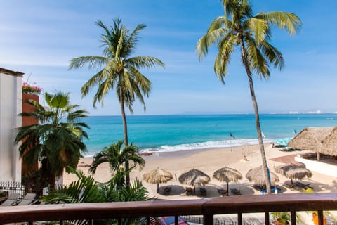 Deluxe Condo, 2 Bedrooms, Balcony, Beachside | View from room