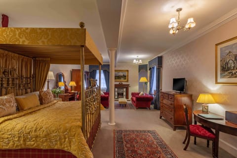 Grand Room, Garden View | Premium bedding, in-room safe, individually decorated