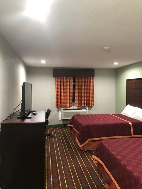 Down comforters, desk, iron/ironing board, free WiFi