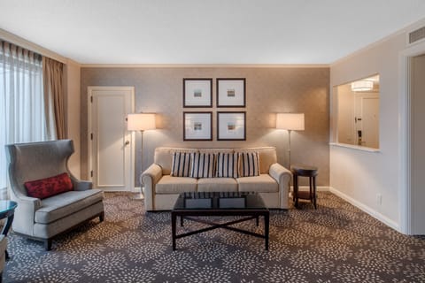 Suite, 1 King Bed (Las Colinas Suite) | Premium bedding, down comforters, pillowtop beds, in-room safe