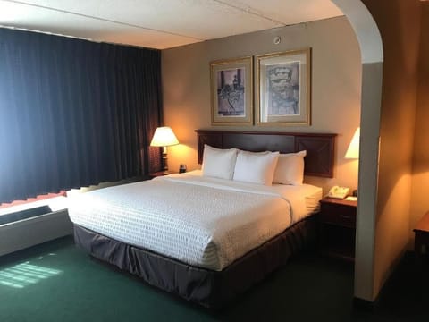 In-room safe, blackout drapes, iron/ironing board, free WiFi