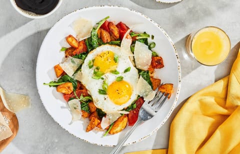 Daily cooked-to-order breakfast for a fee