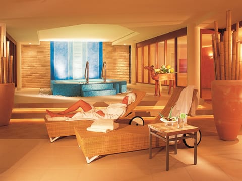 Sauna, steam room, body treatments, aromatherapy, hot stone massages