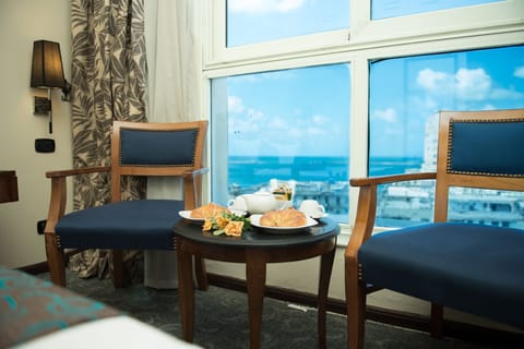 Standard Room SeaSide View - Executive Floor | In-room safe, desk, blackout drapes, free cribs/infant beds