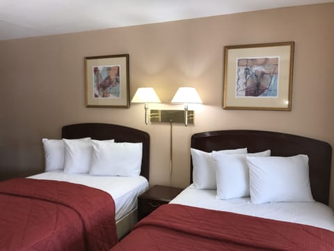 Standard Double Room | Pillowtop beds, desk, free WiFi, bed sheets