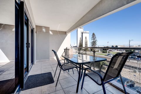 Grand Apartment, 2 Bedrooms, Balcony, Partial Ocean View | Terrace/patio