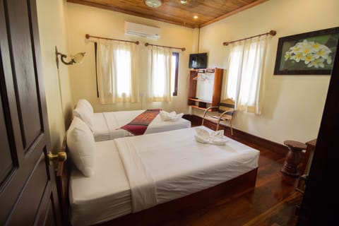 Standard Triple Room | Free WiFi