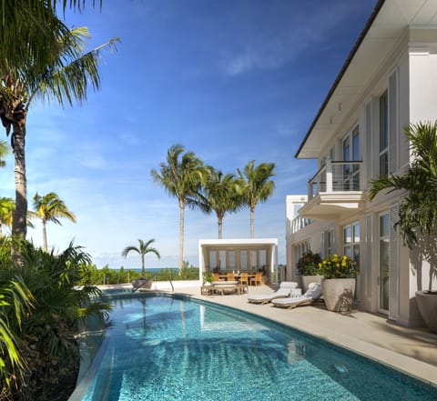 OceanSide 6 Bedroom Villa | Private pool