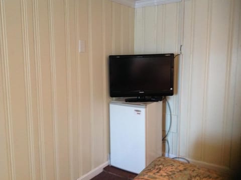 Blackout drapes, iron/ironing board, free WiFi, bed sheets