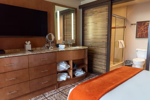 Suite, 2 Double Beds (Luxury Double Suite - Non Smoking) | Bathroom | Free toiletries, hair dryer, towels, soap