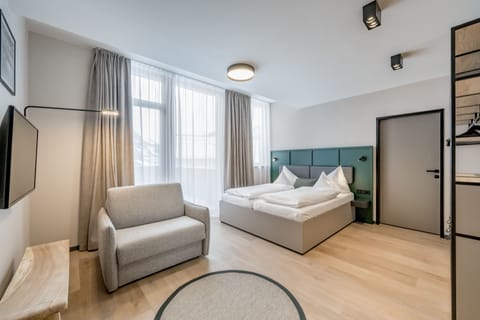 Exclusive Double Room | Free WiFi, bed sheets