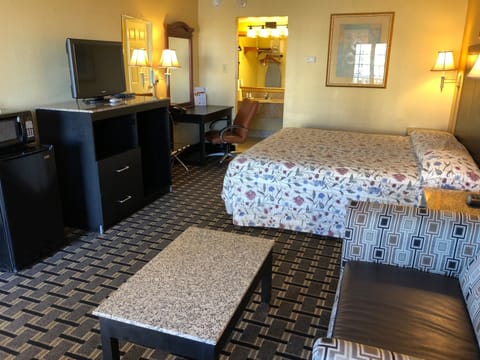 In-room safe, desk, rollaway beds, free WiFi