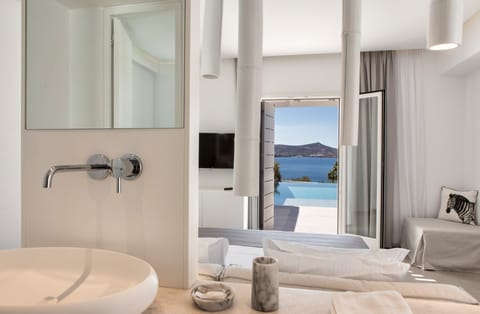 Deluxe Suite Private Pool Gym Sea View | View from room