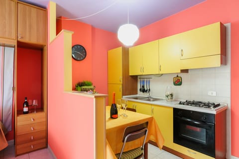 Studio | In-room dining