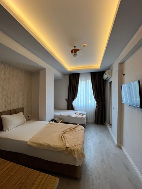 Classic Twin Room | Free WiFi