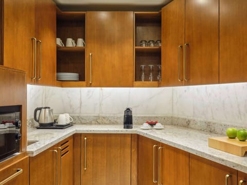 Royal Suite | Private kitchen | Electric kettle