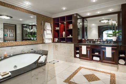 Duchy Suite | Bathroom | Separate tub and shower, deep soaking tub, rainfall showerhead